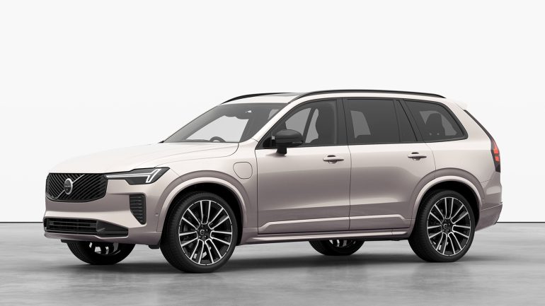 デザイン一新！使いやすさを追求したボルボのフラッグシップSUV「XC90」