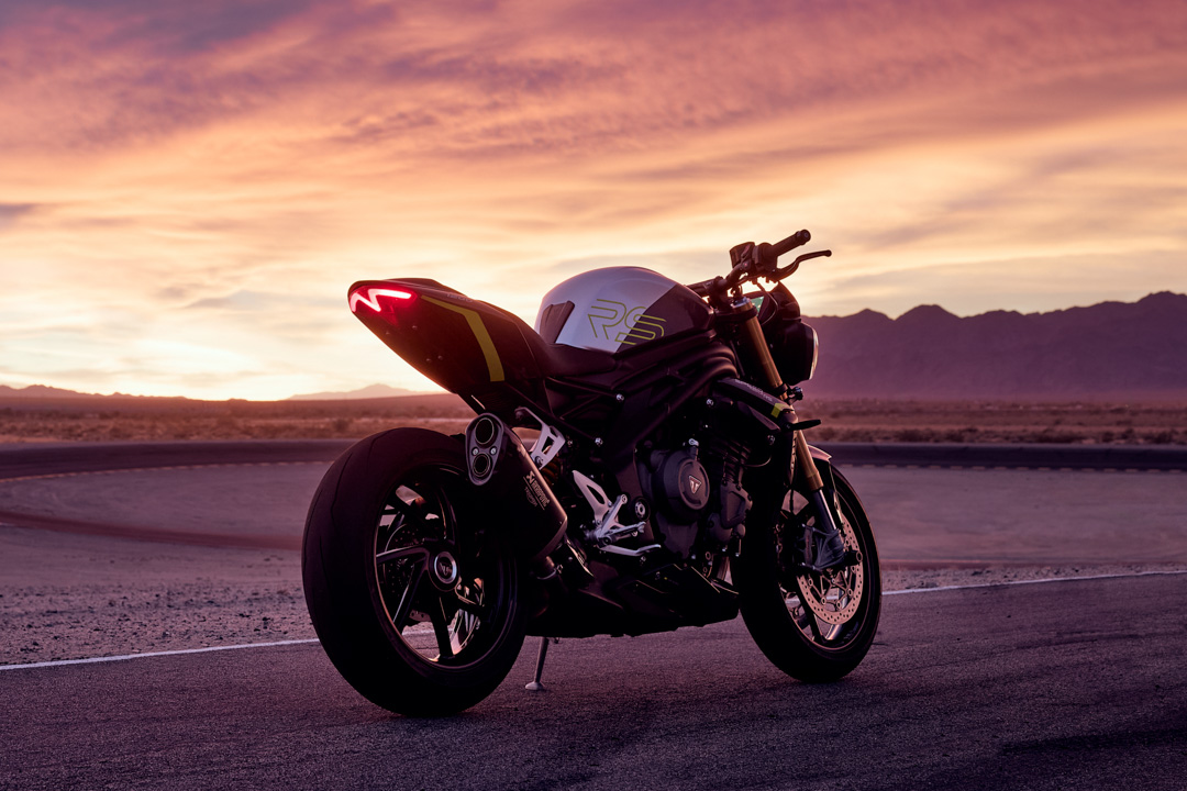 パワフルな3気筒エンジンに最新テクノロジーを搭載したトライアンフの新型「SPEED TRIPLE 1200 RS」