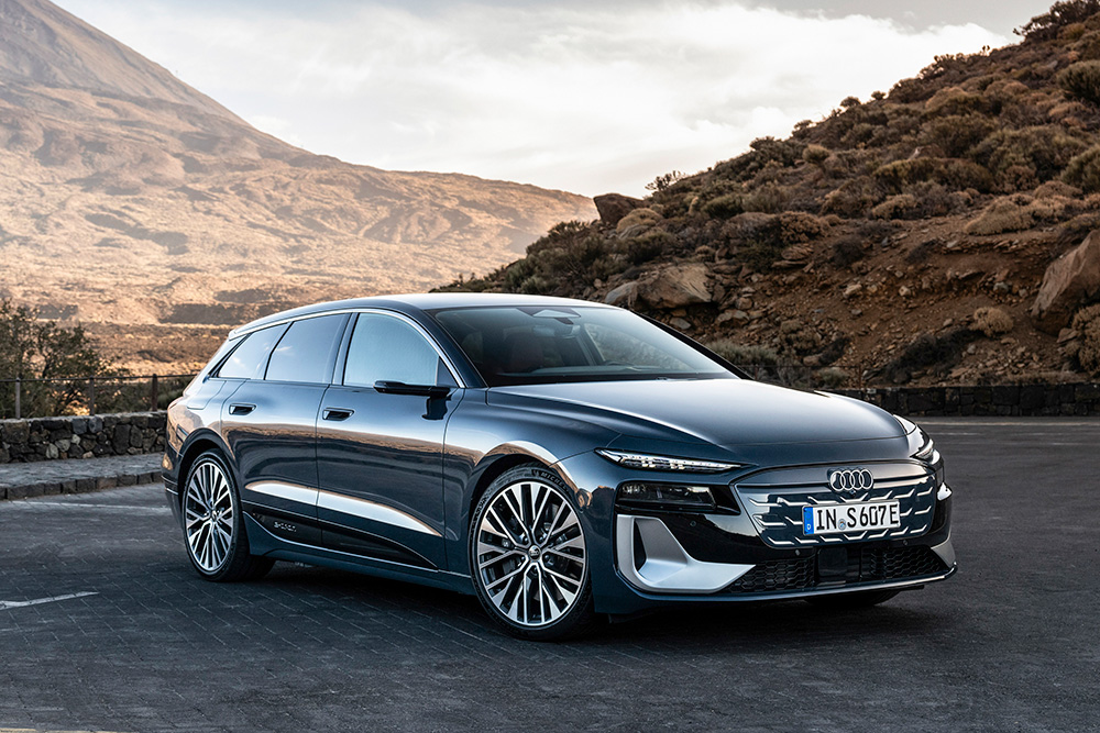 アウディが欧州仕様の最新EVワゴン「S6 Avant e-tron quattro」を公開
