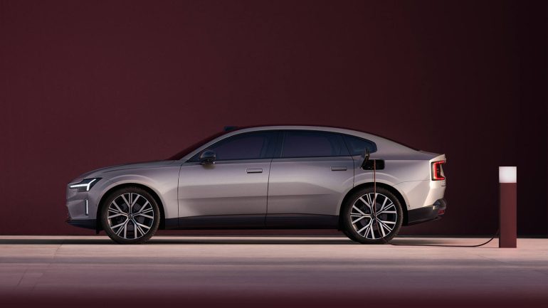 大型でありながら少ないカーボンフットプリントを実現したボルボの新型EVセダン「ES90」