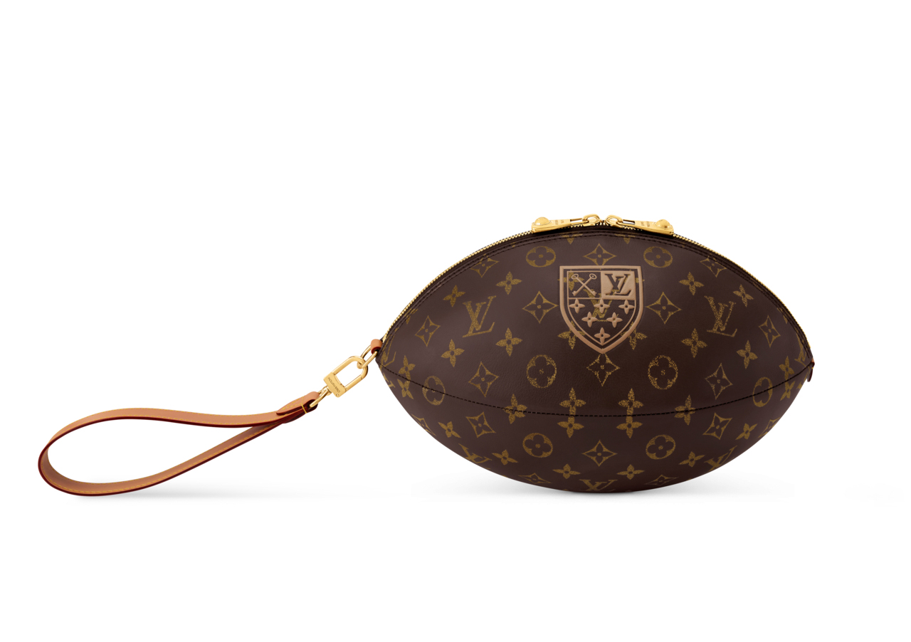 カメのウォレットからラグビーボール型バッグまで！遊び心あふれるルイ・ヴィトン「LV FALL」の新作レザーグッズ